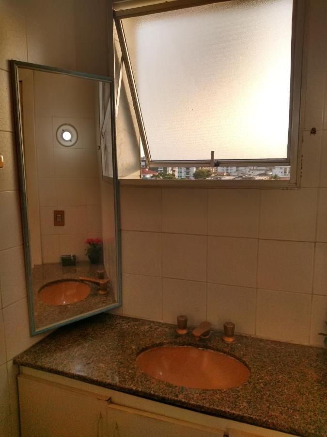 Suíte com Cozinha independente em Apartamento Cabo Frio Exterior foto