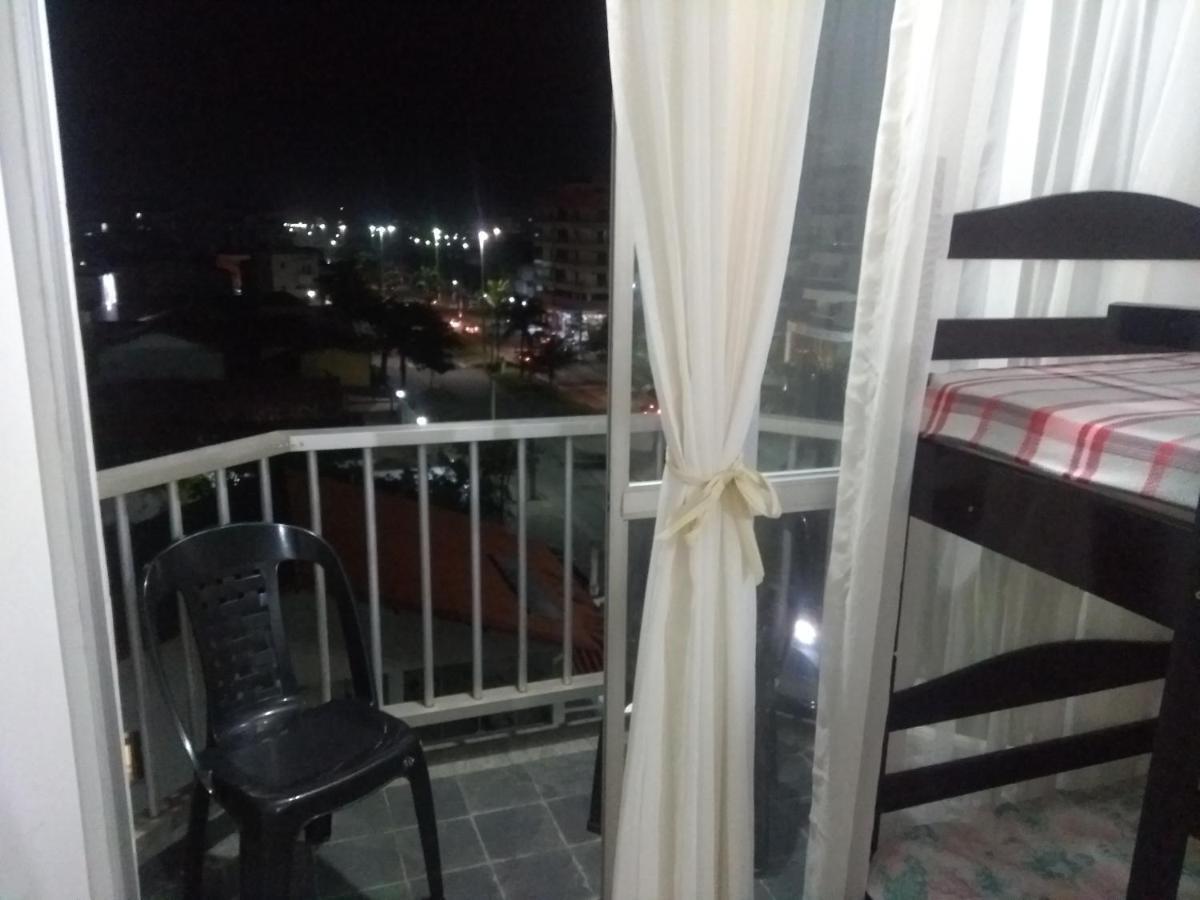Suíte com Cozinha independente em Apartamento Cabo Frio Exterior foto